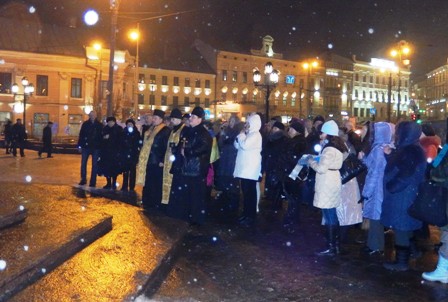 Вечірня молитва чернівчан за дітей, які стоять на євромайданах, та за майбутнє України.