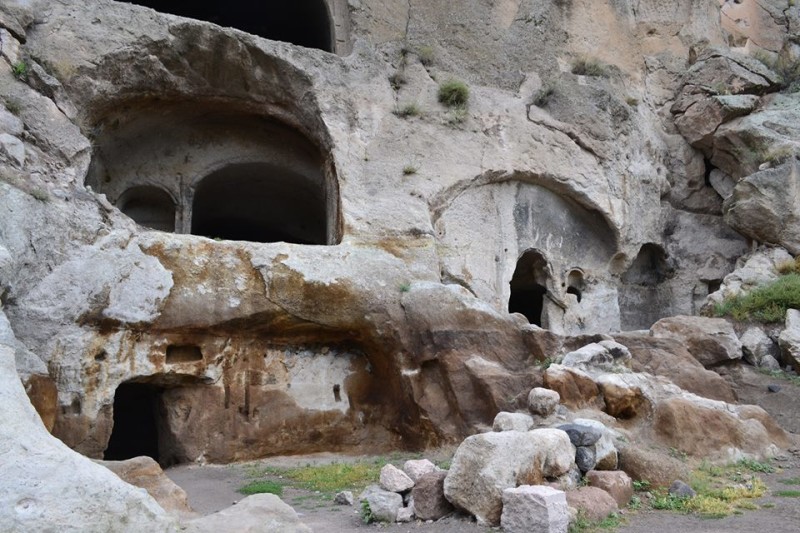 10729071_720510468043549_299429044_n